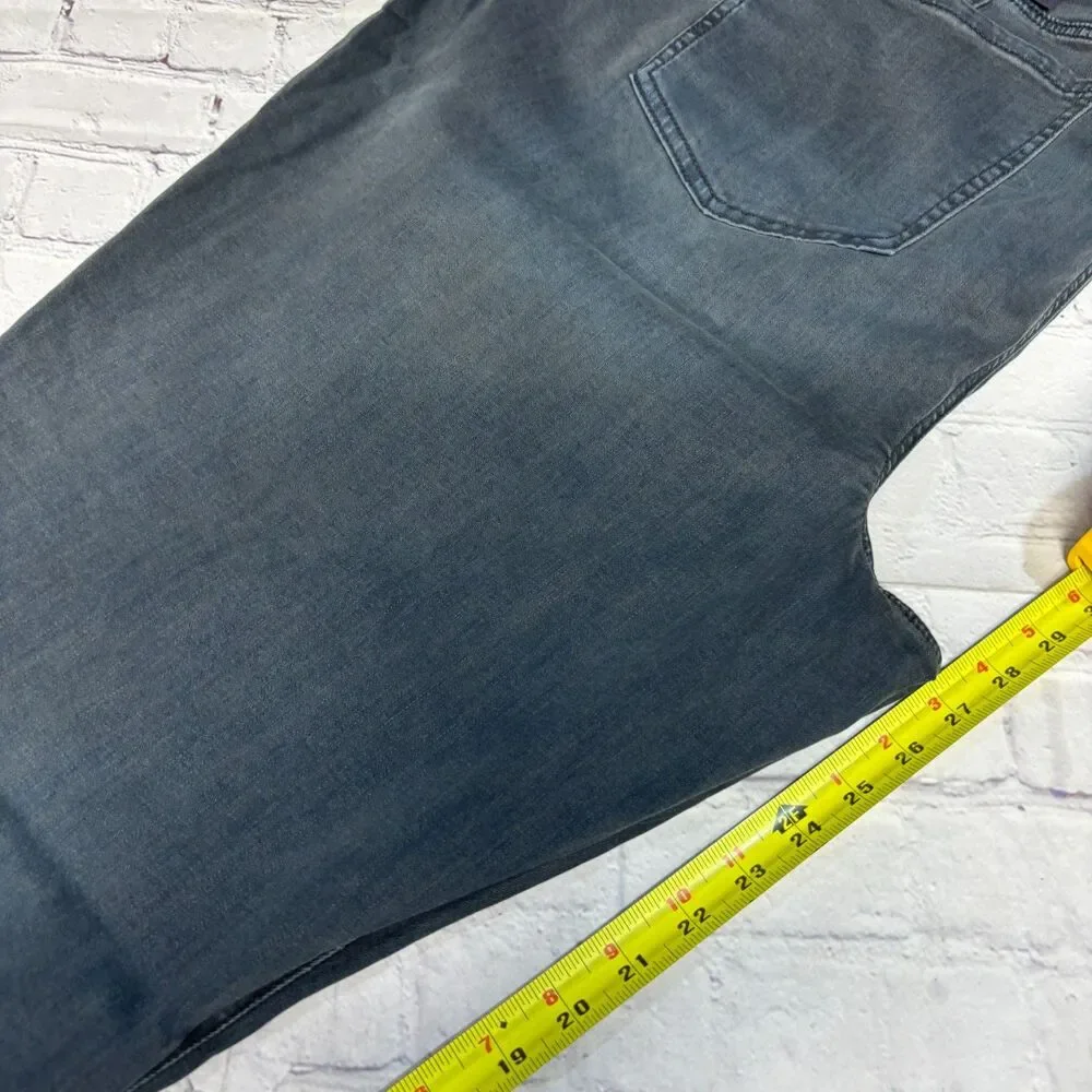 NWT NYDJ Marilyn Straight Jeans Size 26WP 26W Petite Lift Tuck Denim D105 -19